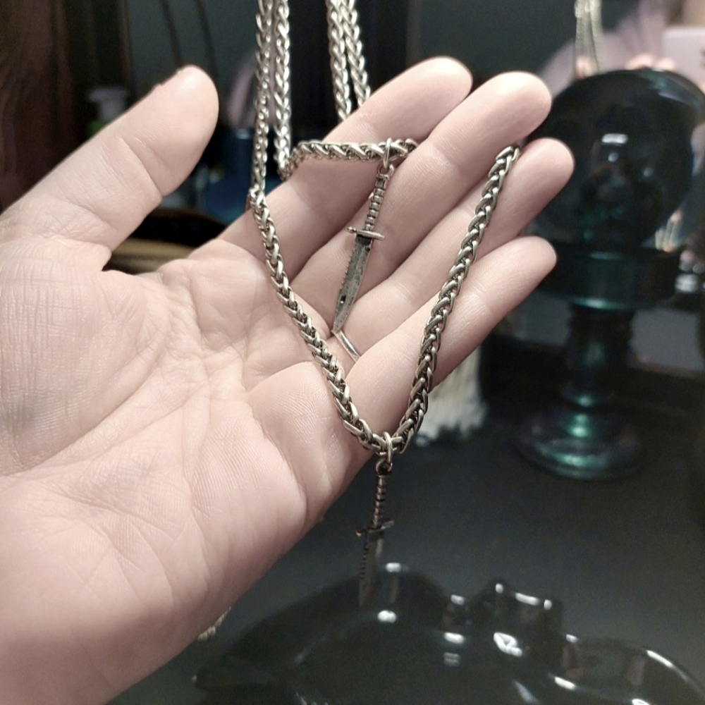 💥 3 for $15! UNISEX Silver dagger layered necklace